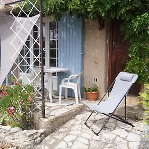 Hébergement de vacances Atypique Et Cosy Avec Petit Déjeuner, 2 Nuits Minimum, Saint-Étienne-les-Orgues